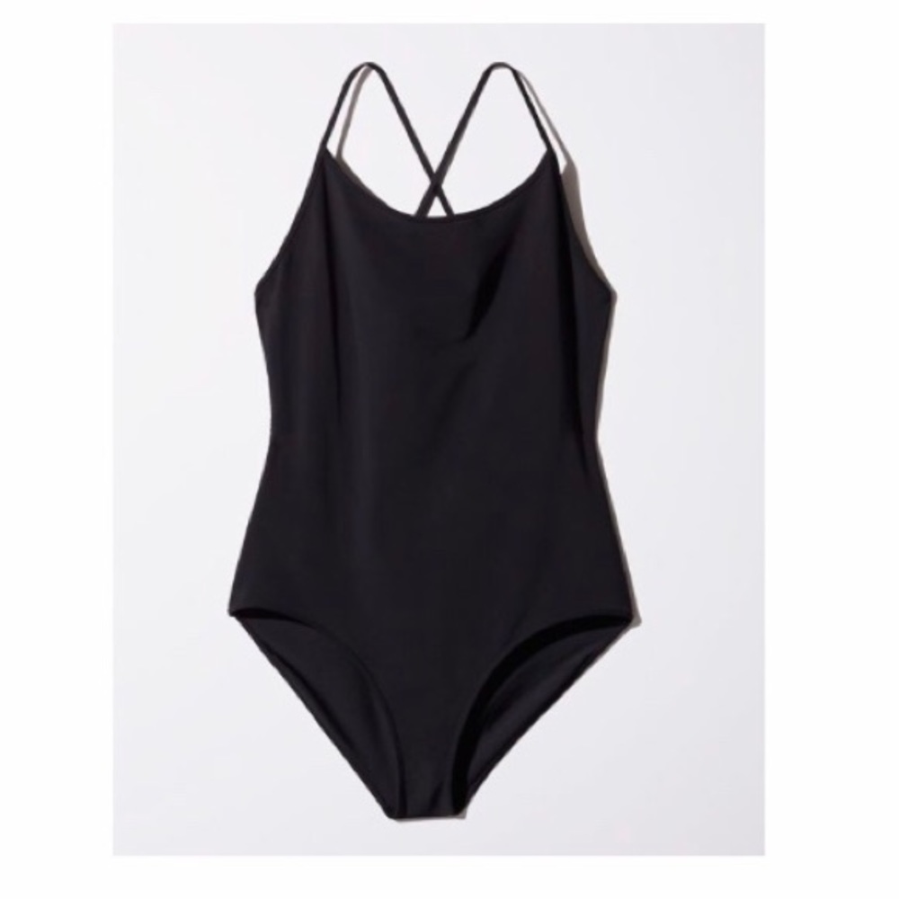 Aritzia lace up back bodysuit